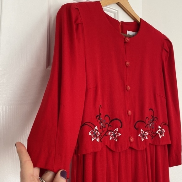 Vintage Peri Petites long red dress. - Picture 7 of 16